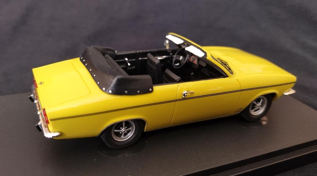 OPEL MANTA A KARMANN Cabrio - Avenue 43 - NIEUW, Hobby en Vrije tijd, Modelauto's | 1:43, Ophalen of Verzenden, Nieuw, Auto, Overige merken