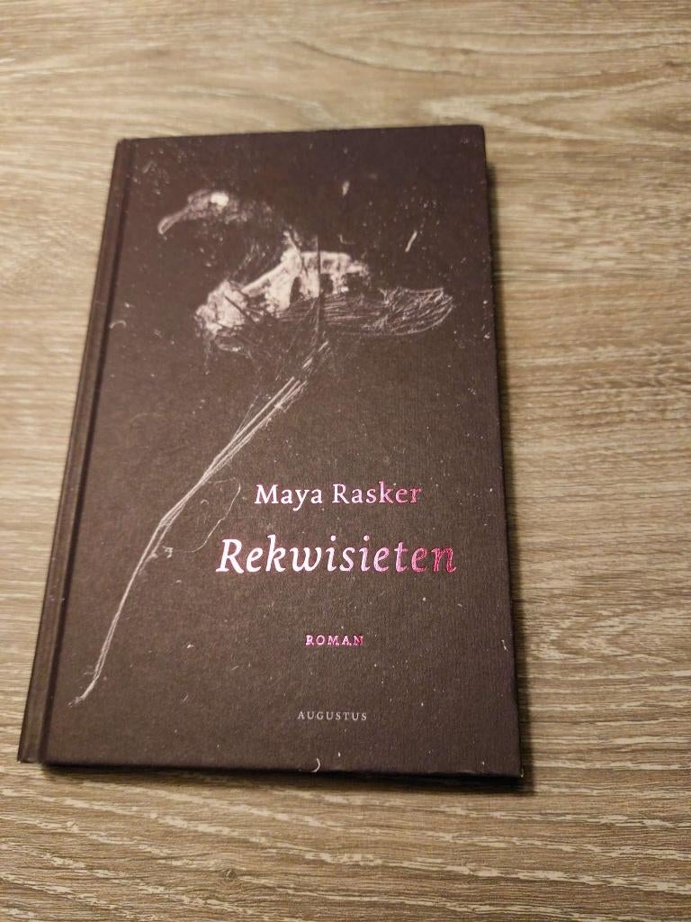Maya Rasker - Rekwisieten - Hardcover, Ophalen of Verzenden, Zo goed als nieuw