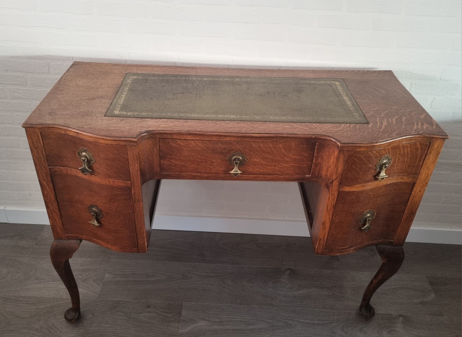 Heel mooi bureau...110x48x79. secretaire antiek, Ophalen