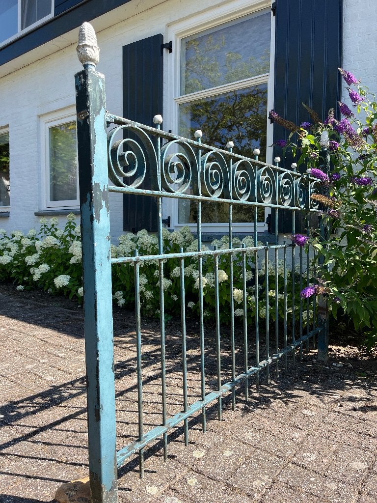 Vriendelijke tuinpoort / tuinhek, Tuin en Terras, Ophalen, Gebruikt, 100 tot 150 cm, IJzer