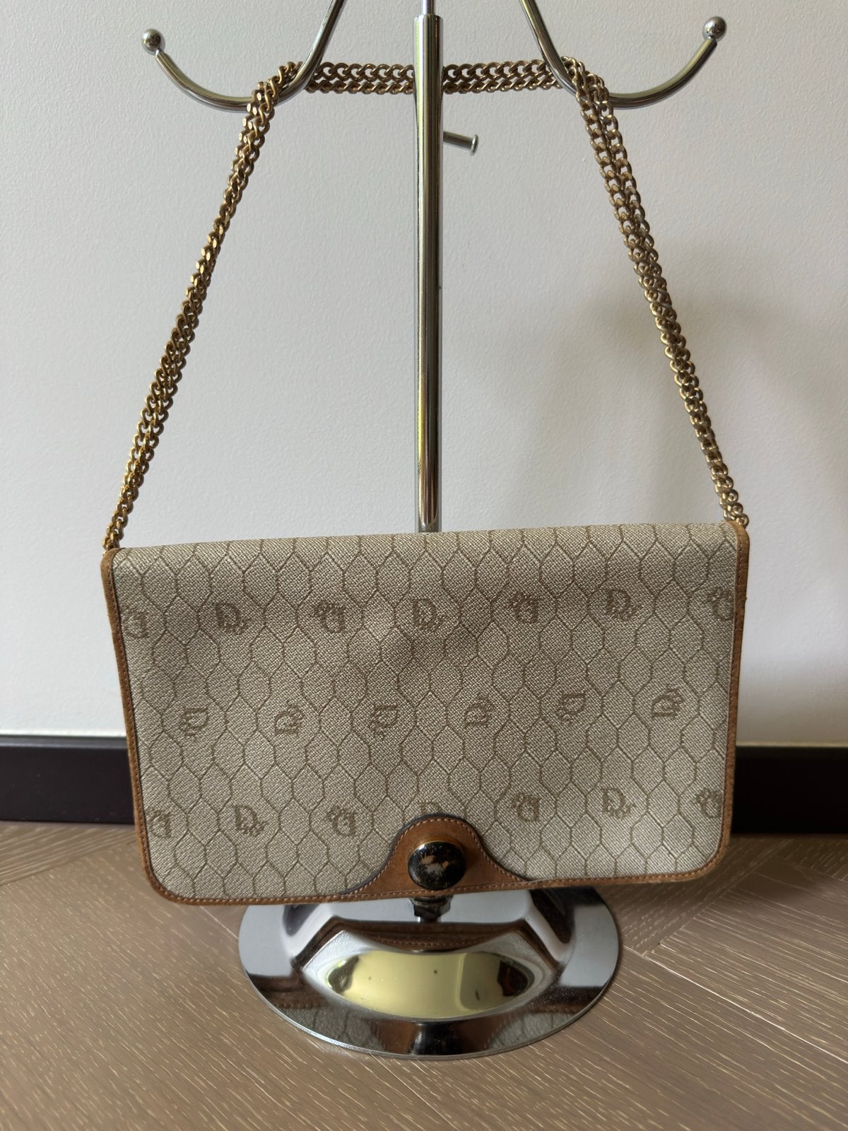 Vintage Christian Dior Honeycomb Clutch, Ophalen of Verzenden, Gebruikt, Beige, Avondtasje