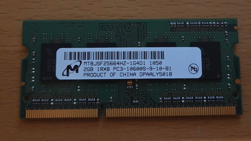 4x DDR3 SO-DIMM 1333Mhz-PC10600 (2x 2Gb, 2x 1Gb), Computers en Software, RAM geheugen, Gebruikt, DDR3, Ophalen of Verzenden, 2 GB