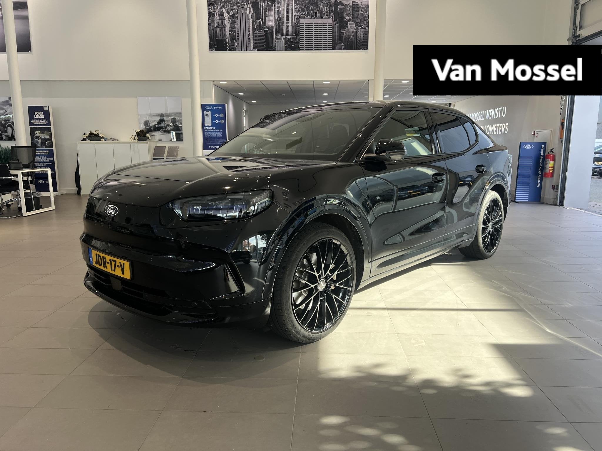 Ford Capri Premium Extended Range AWD 79 kWh, Auto's, Automaat, 12 maanden, Gebruikt, Overige modellen