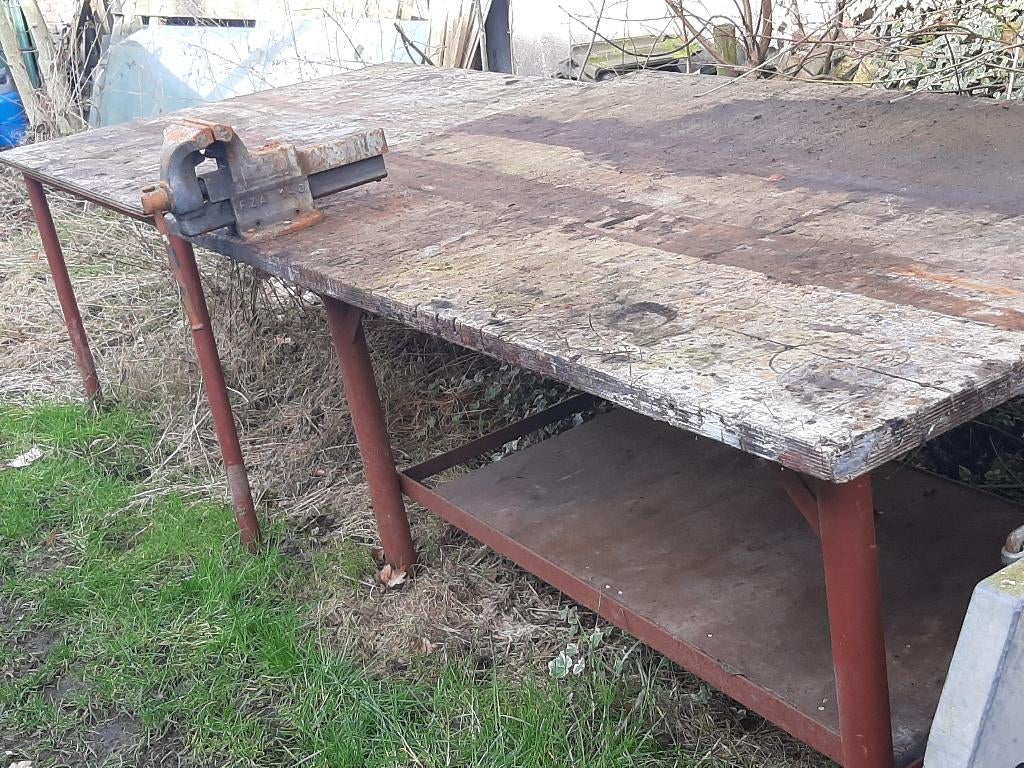 Diverse Werkbanken / garage / schuur, Doe-het-zelf en Verbouw, Werkbanken, Ophalen, Gebruikt, Bankschroef