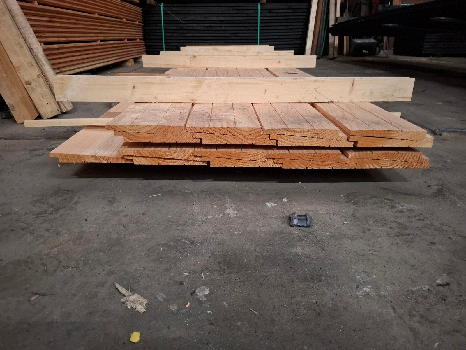 partij 17 st douglas zweeds rabat planken 4 m bezorgen mogel, Tuin en Terras, Palen, Balken en Planken, Ophalen, Nieuw, 250 cm of meer