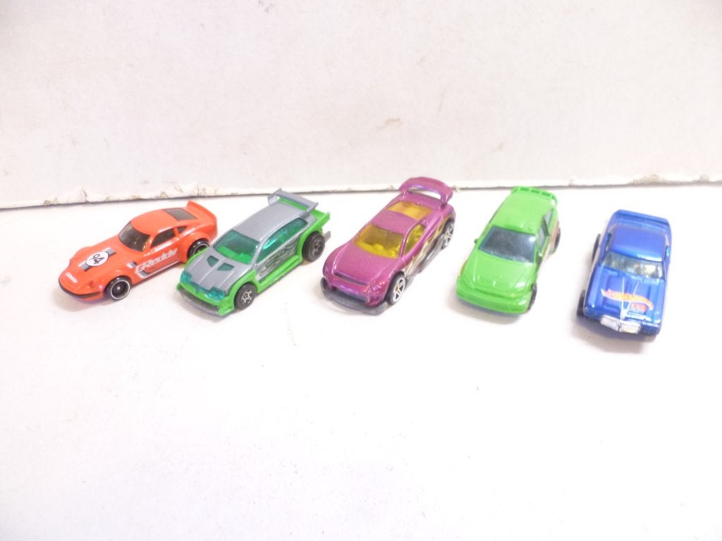 Hot Wheels 5 x Suzuki Nissan Fairlady Ford Focus Fire Bird, Ophalen of Verzenden, Zo goed als nieuw, Auto