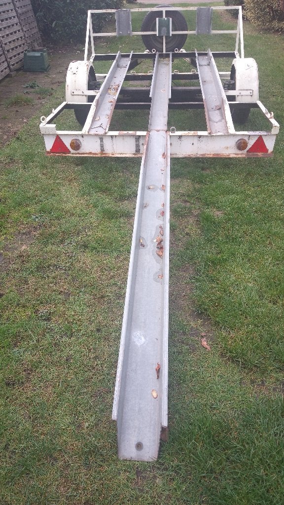 Motor aanhanger, niet de netste maar wel een heel stevige, Auto diversen, Ophalen, Gebruikt