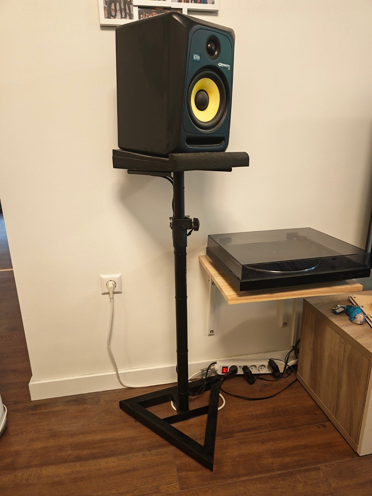 Foto 3 van Adam Hall Monitor Stand (set van 2) + foam (optioneel)