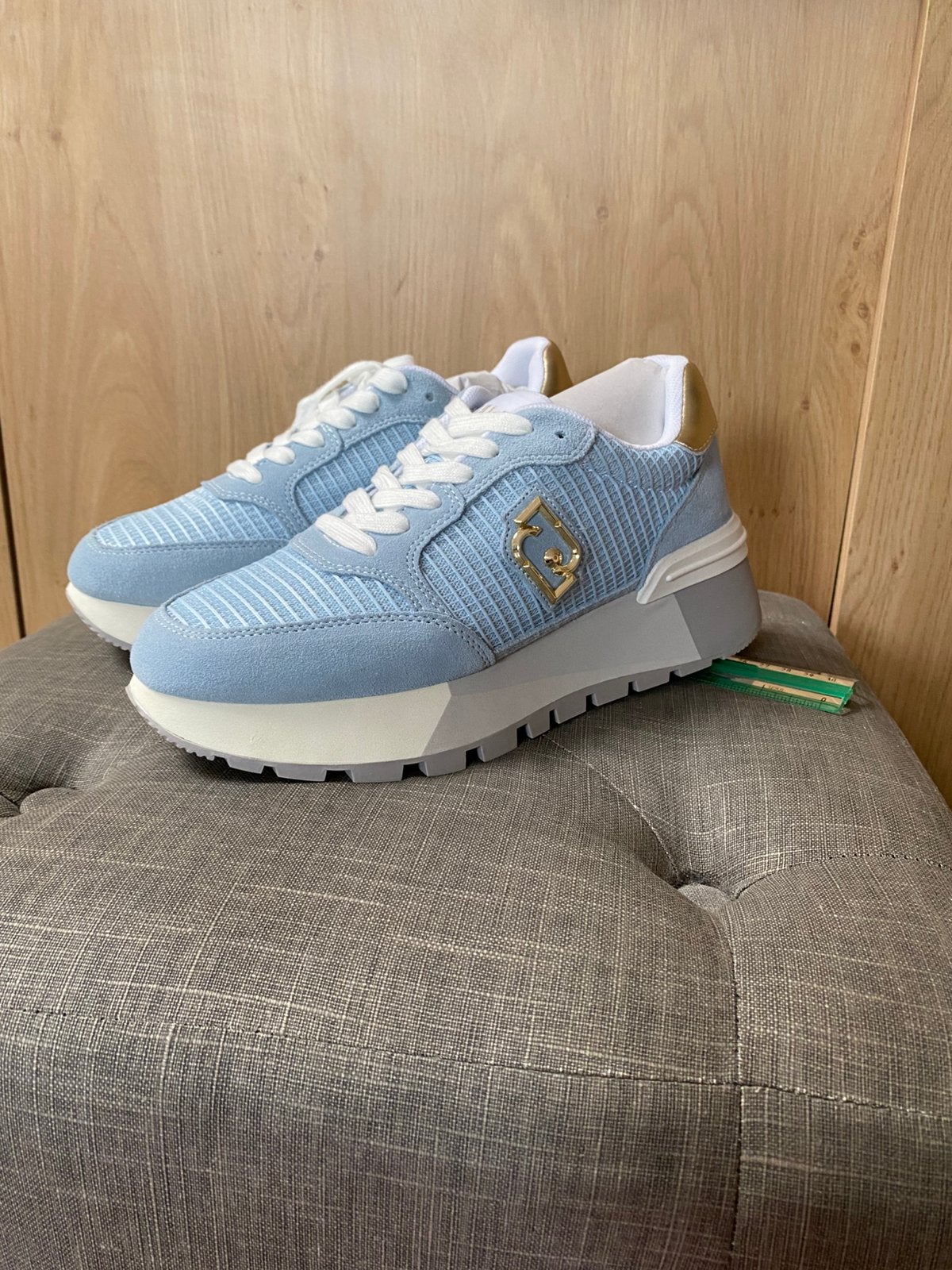 Liu jo sneakers lichtblauw maat 39, Kleding | Dames, Ophalen of Verzenden, Blauw, Sneakers of Gympen