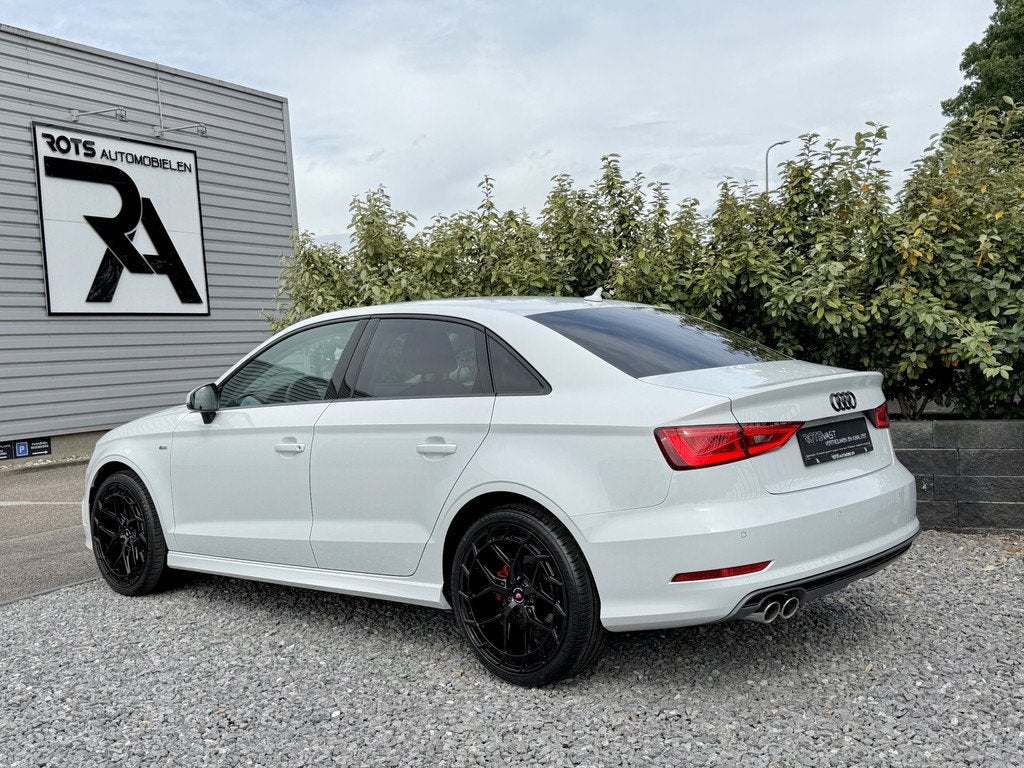 Audi A3 Limousine 1.4 TFSI S-Line Navi|Leer|Xenon|PDC|Cruis, Voorwielaandrijving, Gebruikt, 4 cilinders, 1210 kg