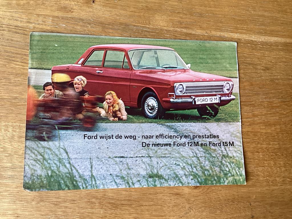 Ford 12m en 15M brochure, Ophalen of Verzenden, Zo goed als nieuw, Ford