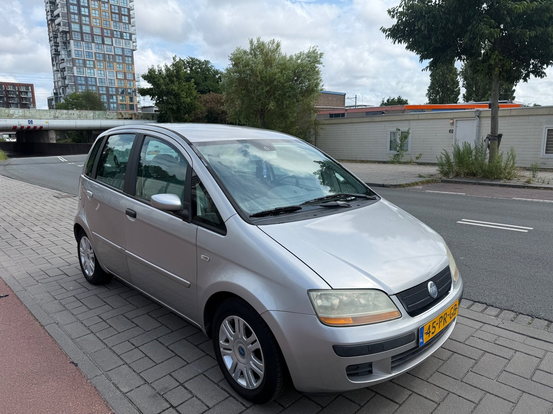 Fiat Idea 1.4-16V Dynamic Plus Automaat|Cruise| Clima|PDC |, Auto's, Stof, Gebruikt, Idea, 400 kg