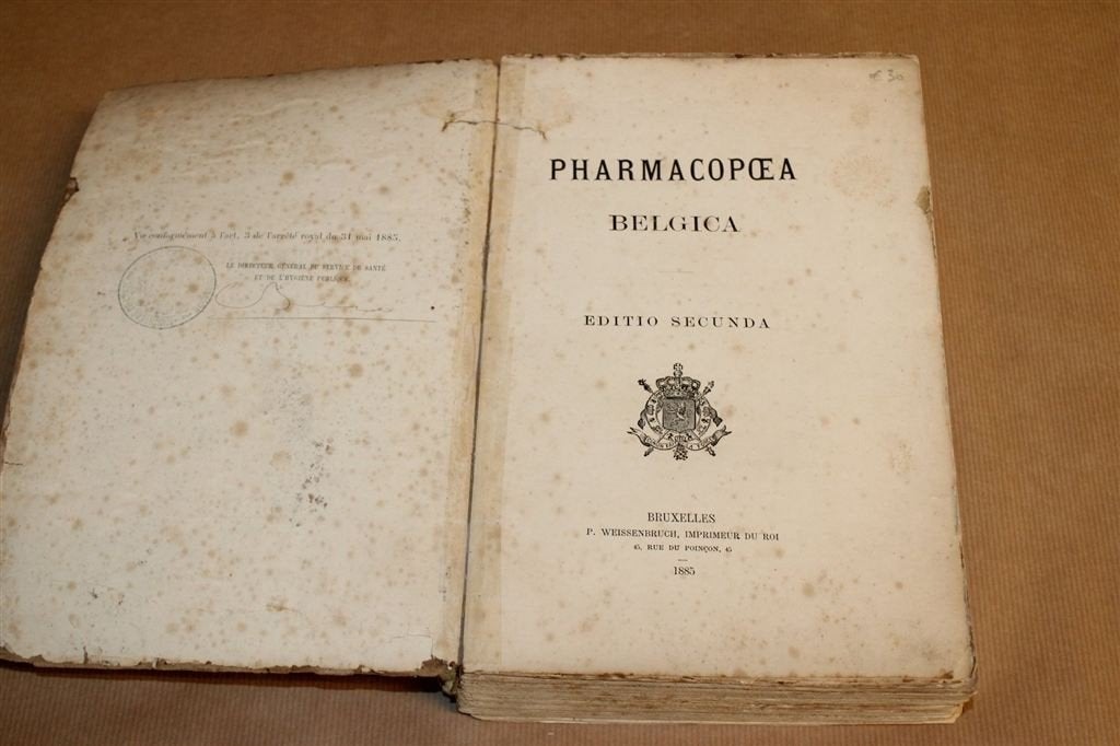 Pharmacopoea Belgica 1885 — Zeldzaam Farmacie Boek, Antiek en Kunst, Ophalen of Verzenden