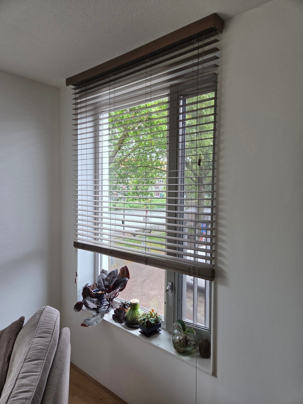 Luxaflex met brede houten lamellen, Ophalen, Gebruikt, 200 cm of meer
