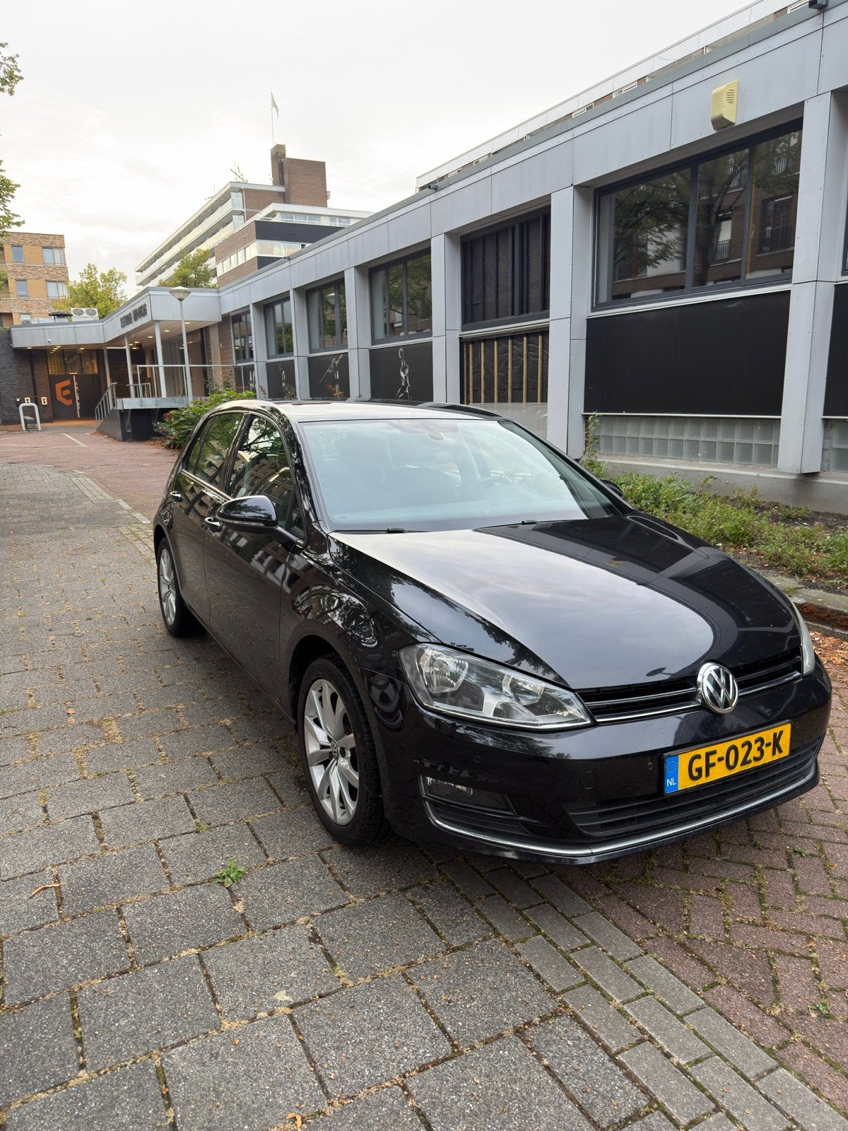 Volkswagen Golf 1.2 TSI 77KW 5D 2015 Zwart, Auto's, Voorwielaandrijving, 4 cilinders, 610 kg, Zwart