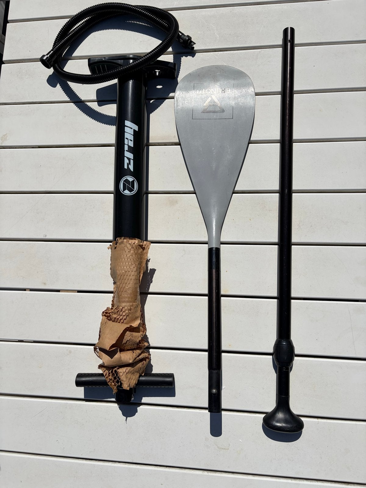 SUP pomp nieuw en peddel - Z-Ray en Brunotti, Watersport en Boten, Ophalen of Verzenden, Nieuw, SUP-accessoire