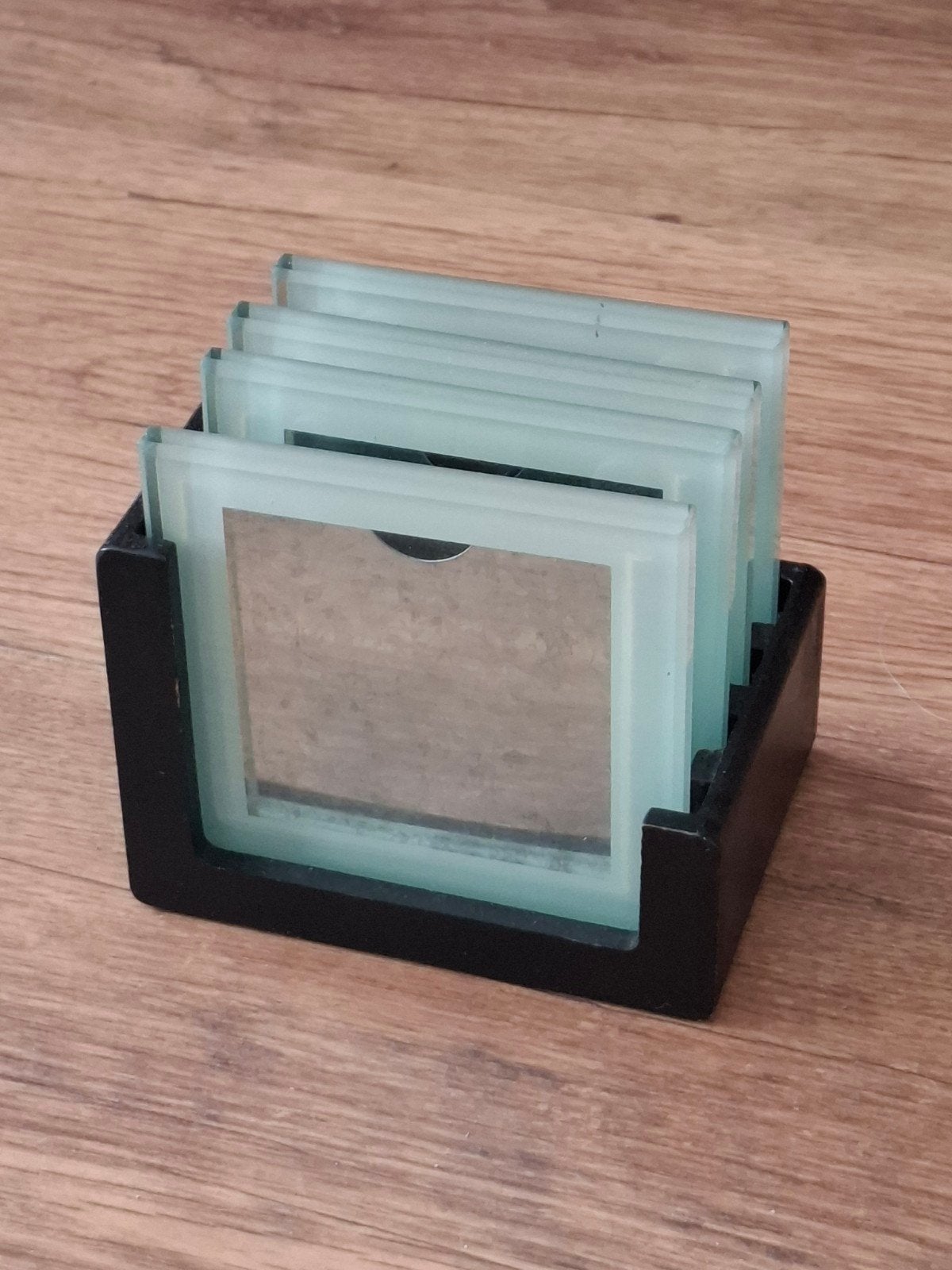 Glazen Onderzetters waar je zelf een Foto in kan doen - 4 x, Huis en Inrichting, Woonaccessoires | Onderzetters, Gebruikt, Glasonderzetter