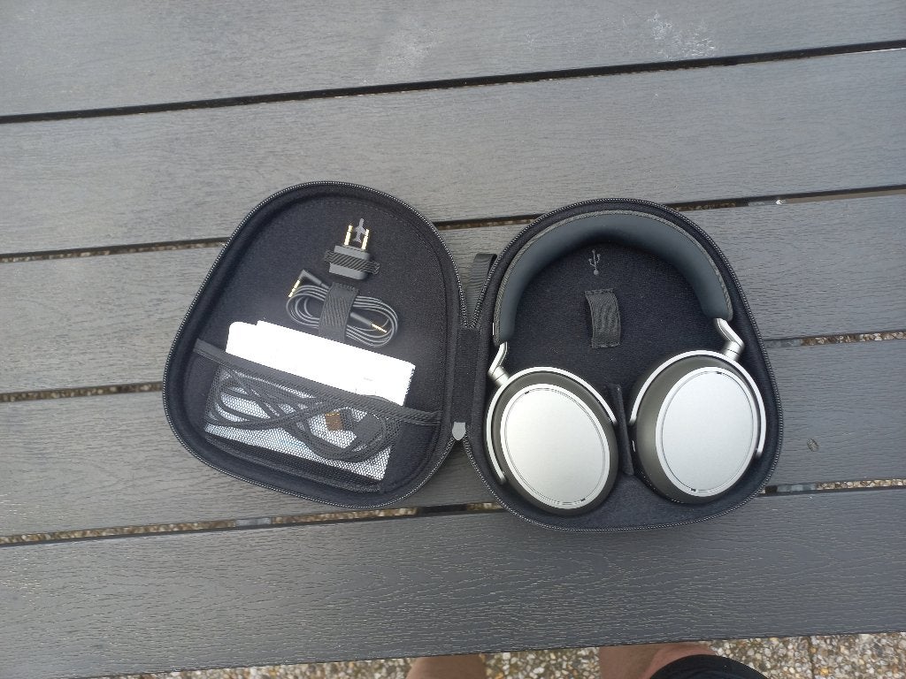 Sennheiser Momentum 4