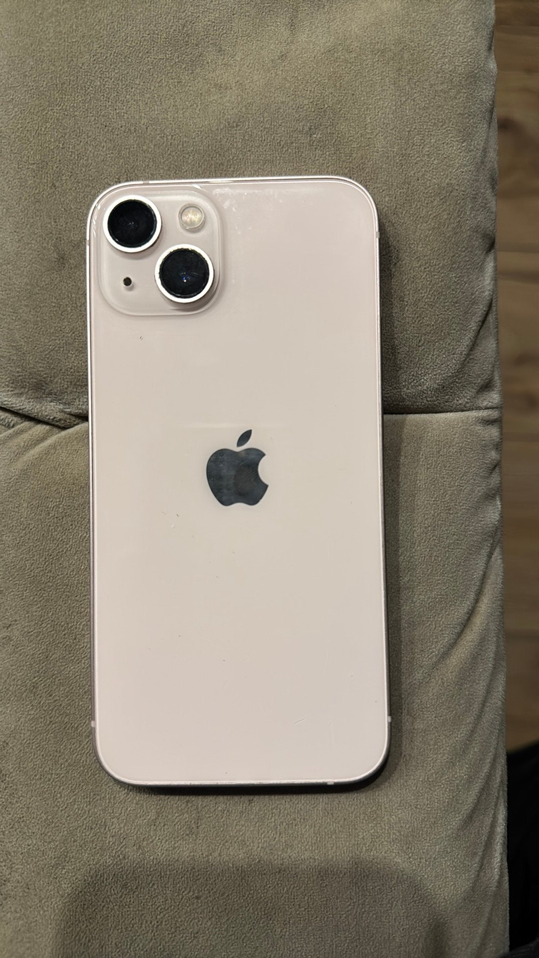 Iphone 13 128gb Roze 72% batterij capaciteit