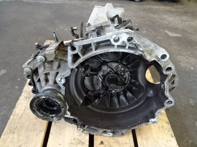 Versnellingsbak DUW VW Golf 4 1.4 16v bj 2004., Gebruikt, -, Volkswagen, -