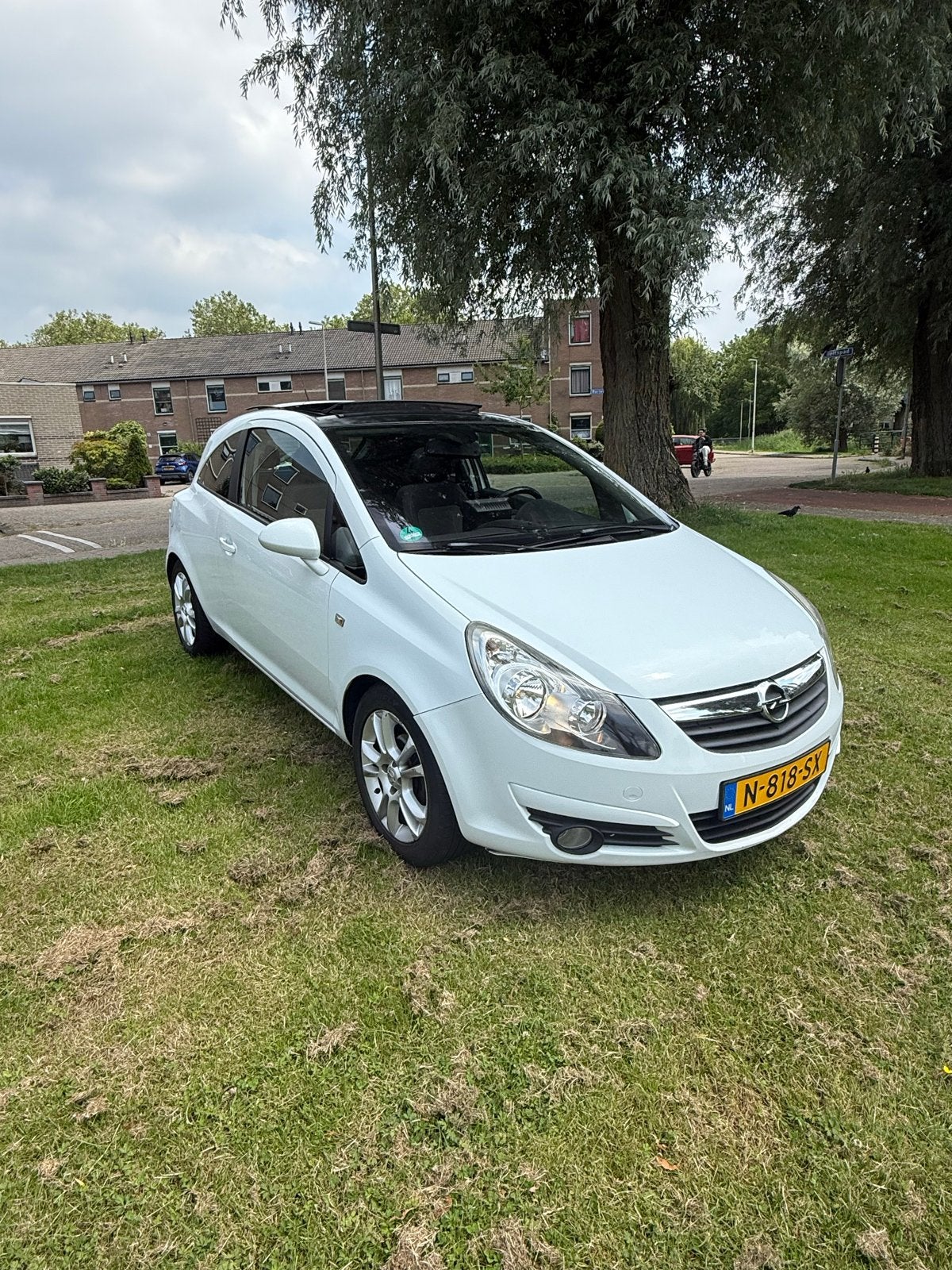 Opel Corsa 2009 1.4 PANO, Wit, Handgeschakeld, 1364 cc, Particulier