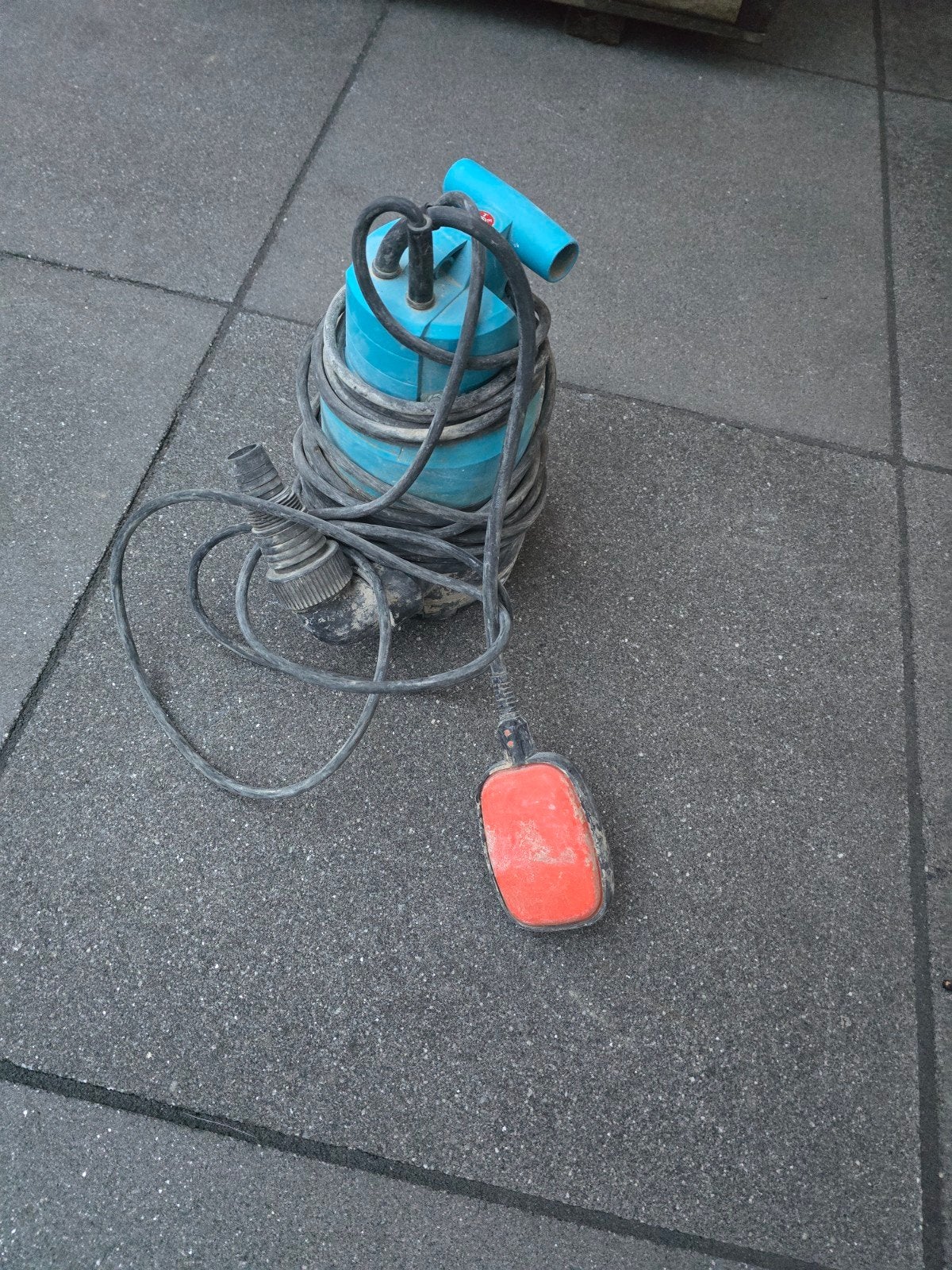 Husqvarna Dompelpomp Typ 6000 - Krachtige waterpomp, Ophalen of Verzenden, Gebruikt, Elektrisch, Dompelpomp