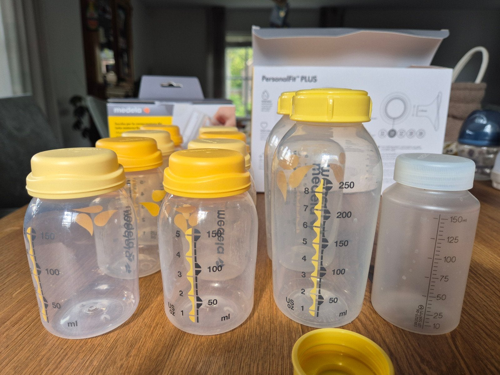 Medela moedermelkflesjes - 9x 150ml, 2x 250ml, Gebruikt, BPA-vrij, Medela, Ophalen of Verzenden