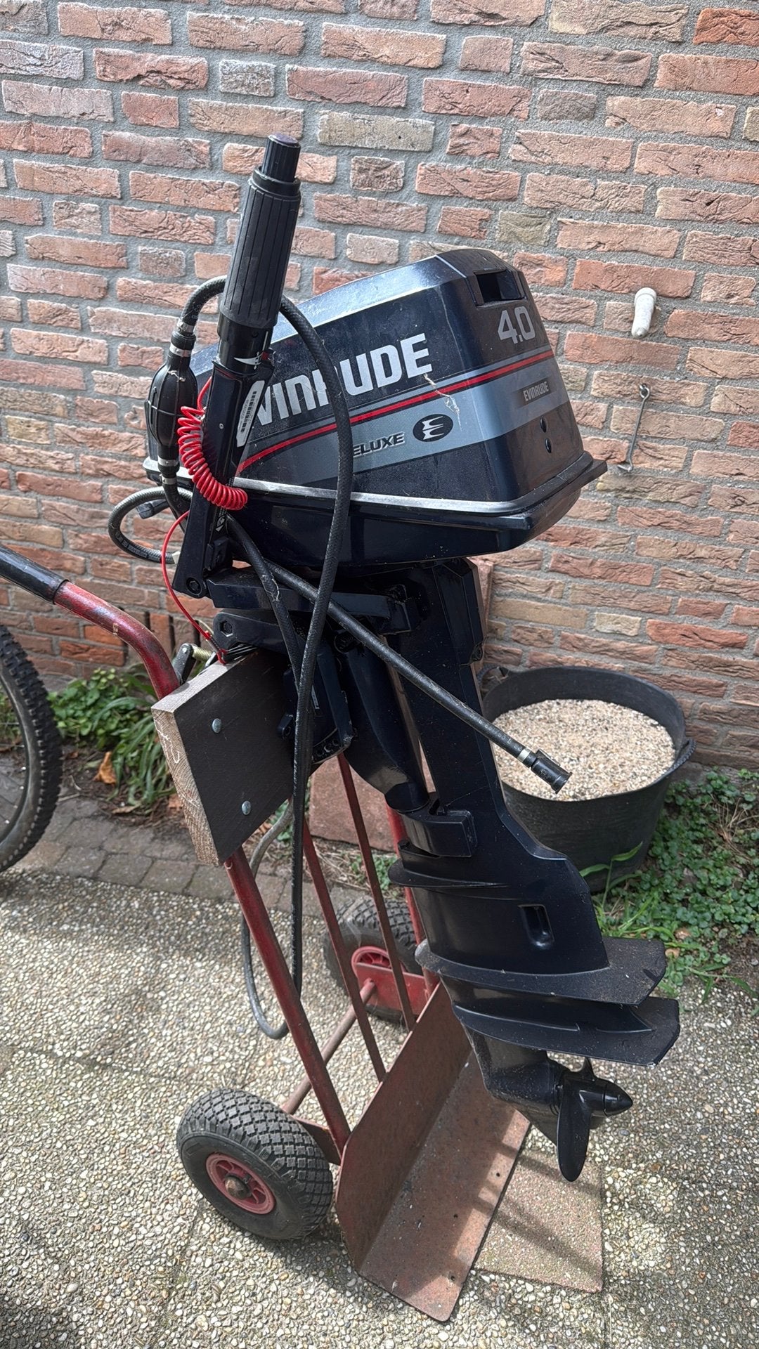 Evinrude 4 pk 2 takt langstaart nieuw!!!, Watersport en Boten, Buiten- en Binnenboordmotoren, Ophalen, Zo goed als nieuw, Benzine