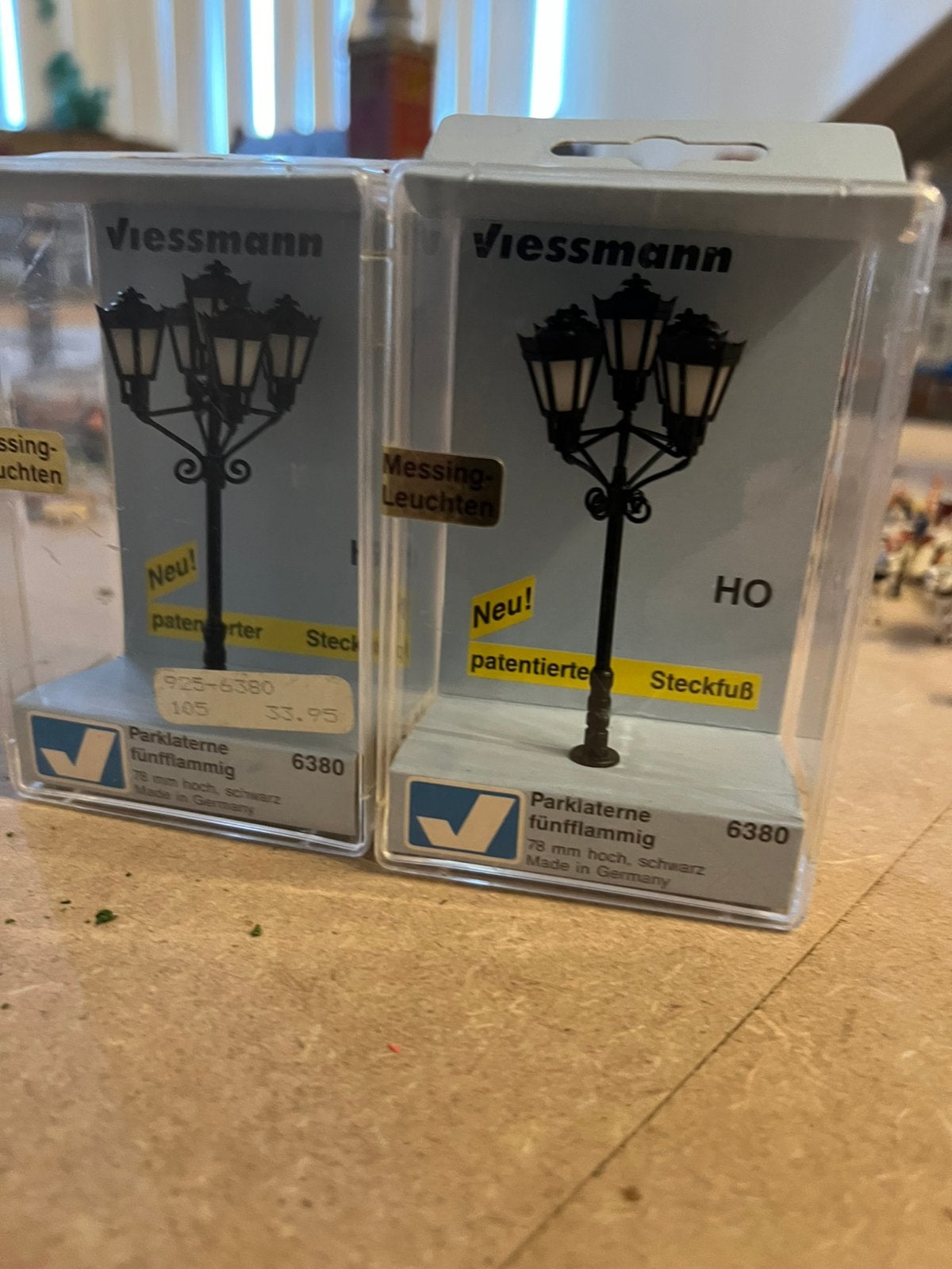 Viessmann parklantaarn 4 x HO, Ophalen of Verzenden, Nieuw, 1:50 of kleiner