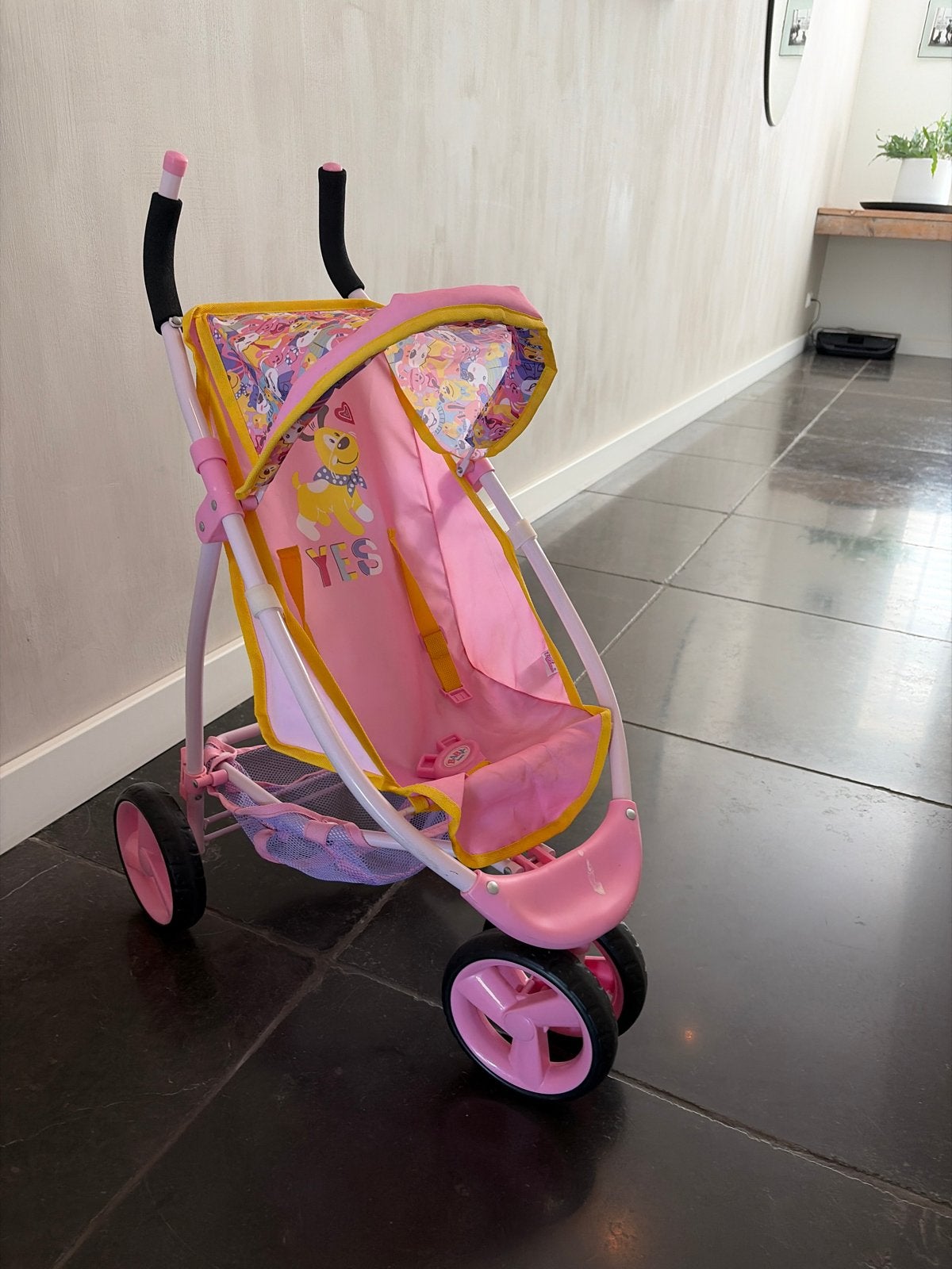 Roze poppenwagen voor baby Born, Kinderen en Baby's, Speelgoed | Poppen, Ophalen, Gebruikt, Overige typen