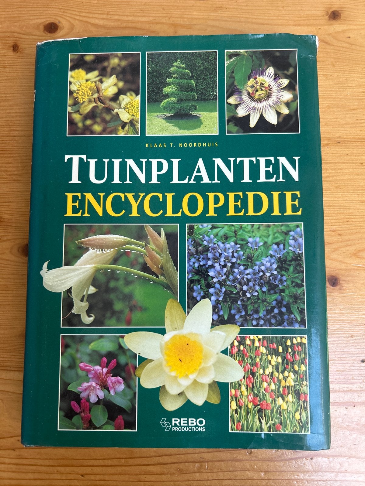 Tuinplanten Encyclopedie - Klaas T. Noordhuis, Ophalen of Verzenden, Gelezen, Tuinieren en Tuinplanten