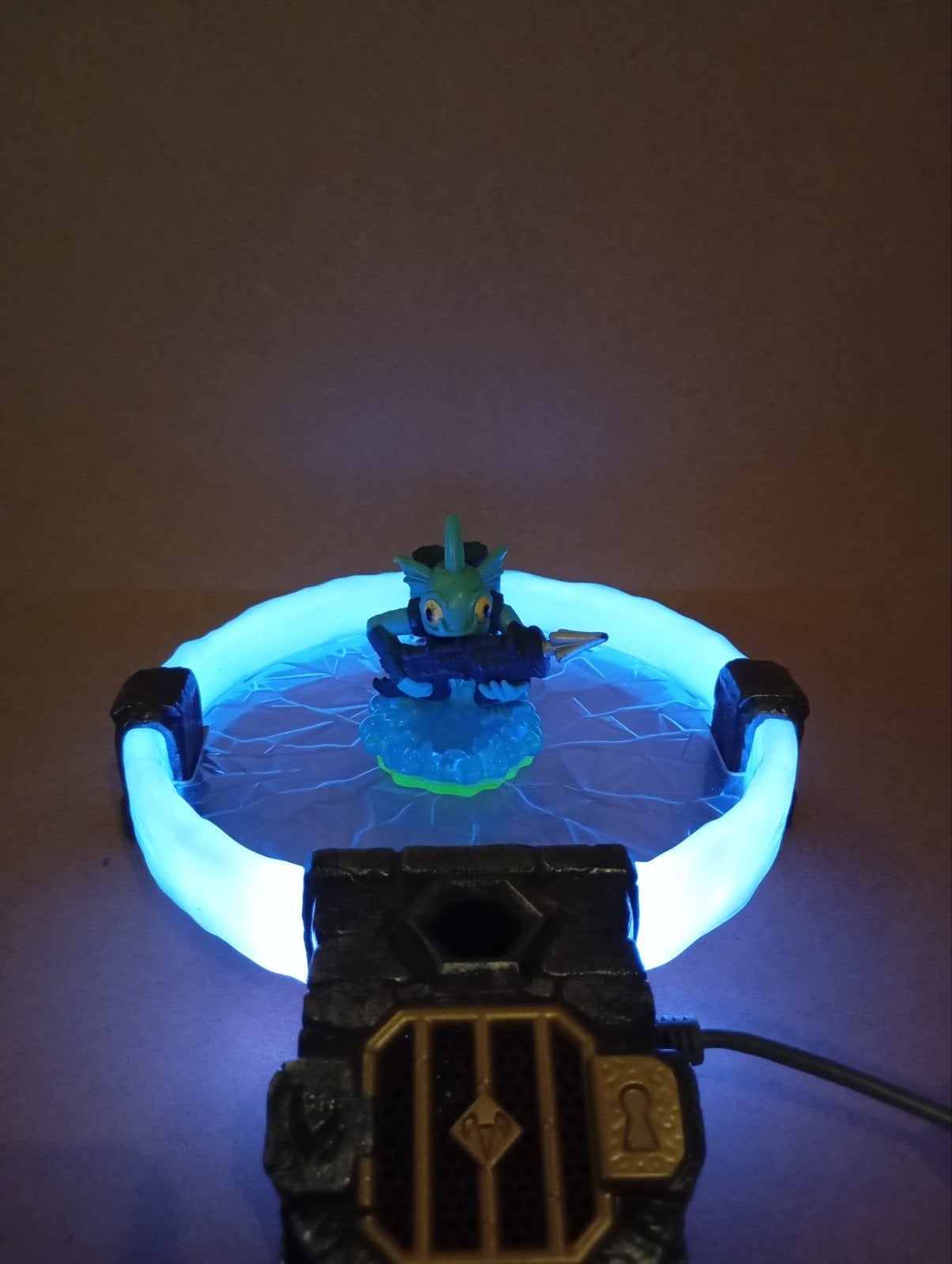 Skylanders Spyro's Adventure - Gill Grunt, Ophalen of Verzenden, Zo goed als nieuw