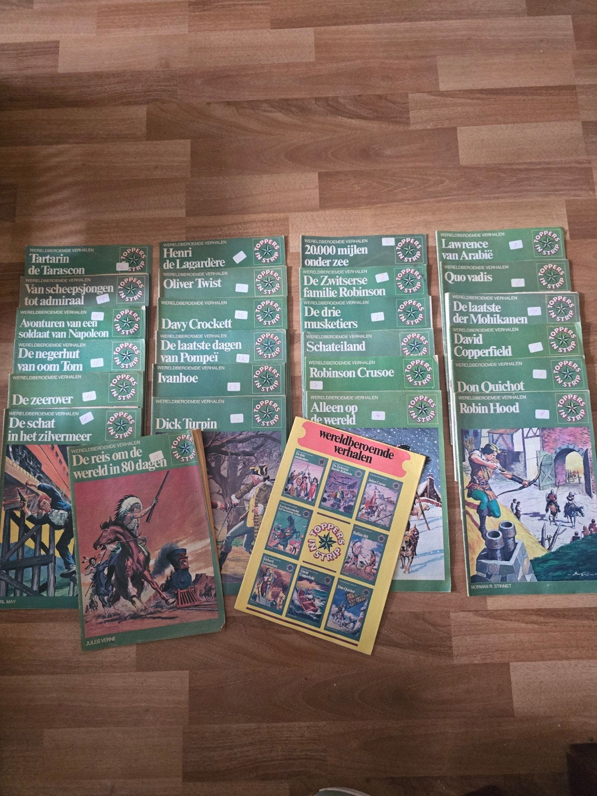 25x Wereldberoemde Verhalen – Toppers in Strip – Amsterdam, Boeken, Meerdere stripboeken, Ophalen of Verzenden, Gelezen