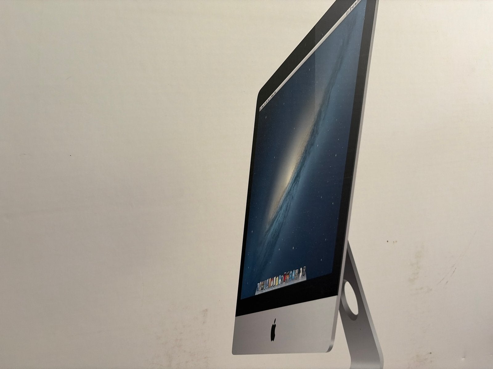 Apple iMac 21.5-inch (2013) - 8GB RAM, 1TB HDD, 2 tot 3 Ghz, IMac, Ophalen of Verzenden, Zo goed als nieuw