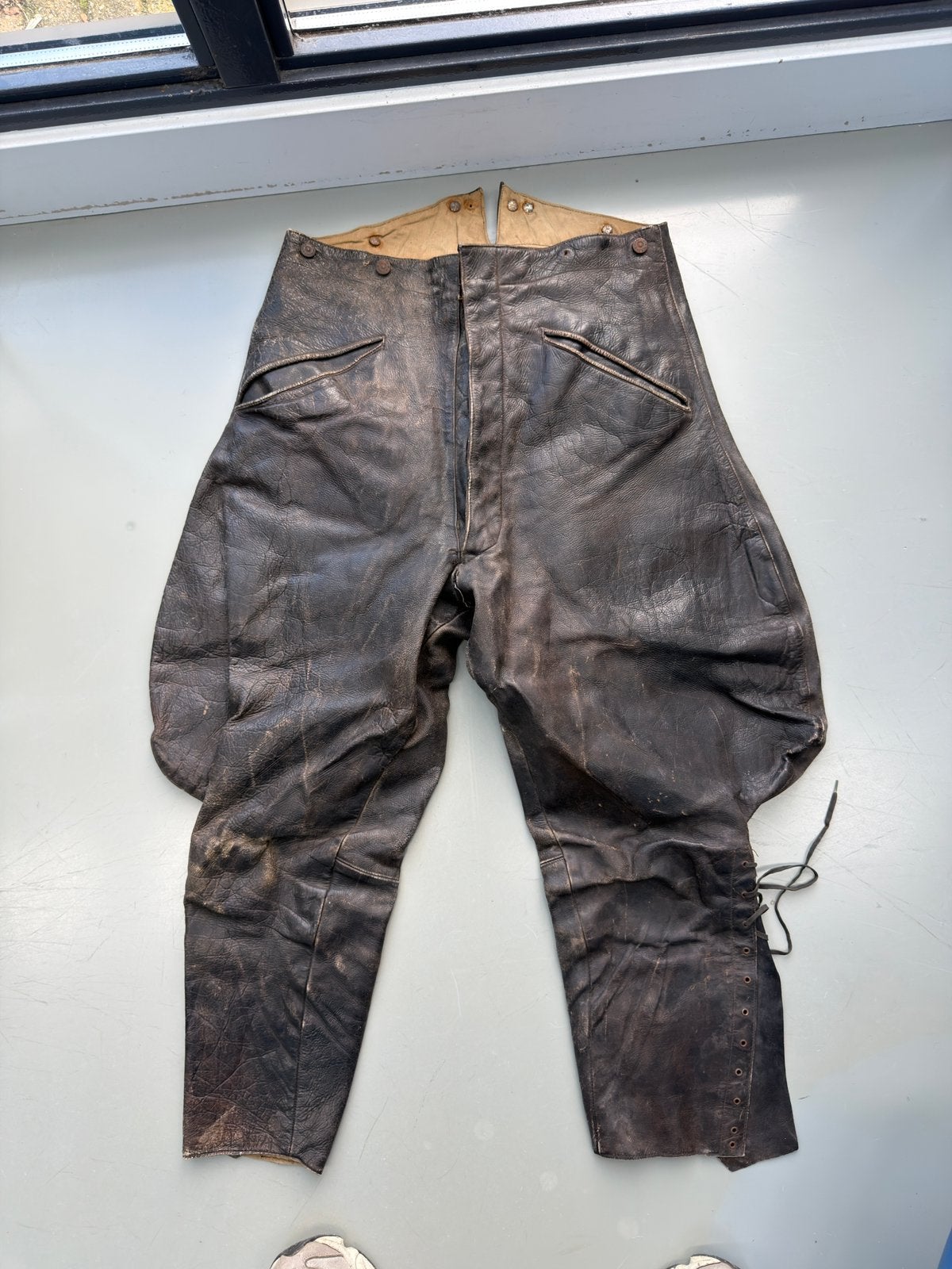 1930-1945 Duitse leren motor broek, Ophalen of Verzenden, Duitsland