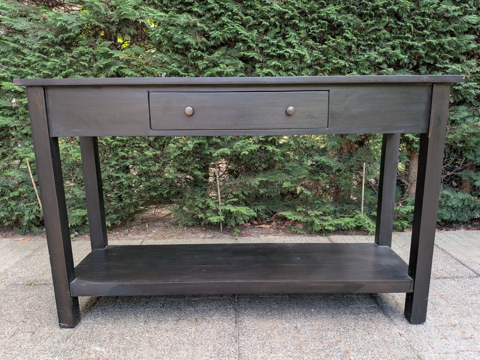 Zwarte houten sidetable met lade en plank, Huis en Inrichting, Tafels | Bijzettafels, Ophalen, Gebruikt, Modern Landelijk, 75 cm of meer