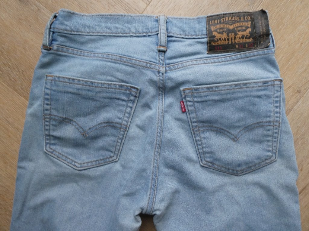 Levi 511 spijkerbroek met ritssluiting maat 31-32, Kleding | Heren, Spijkerbroeken en Jeans, Blauw, W32 (confectie 46) of kleiner