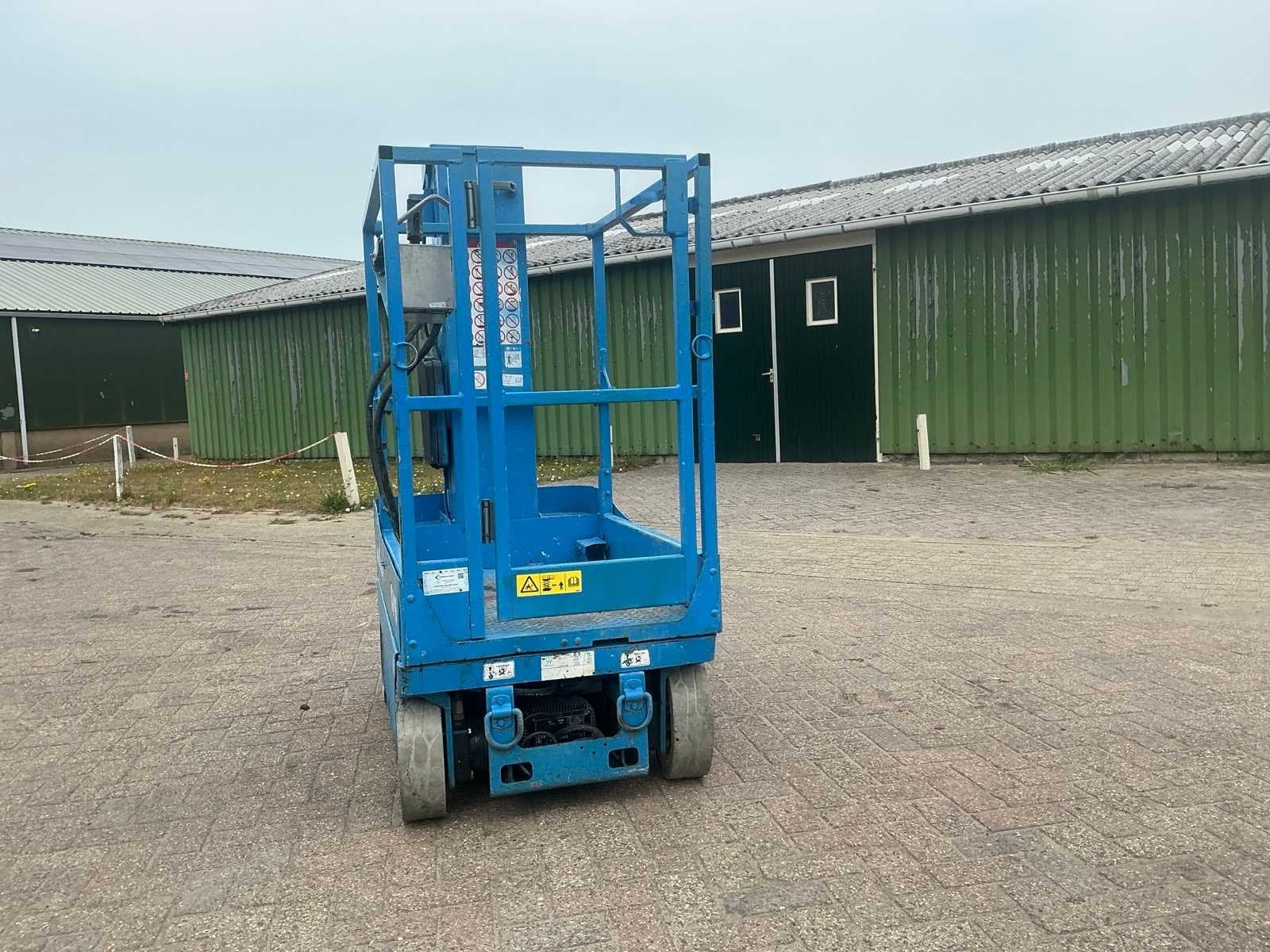 2014 SKYJACK SJ 16 Hoogwerker, Zakelijke goederen