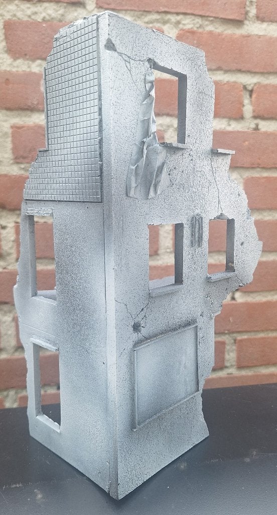 Dioramagebouw - hoekdeel kapot gebouw M.Oosten - resin 1/35, Verzenden, Zo goed als nieuw, 1:35 tot 1:50, Diorama