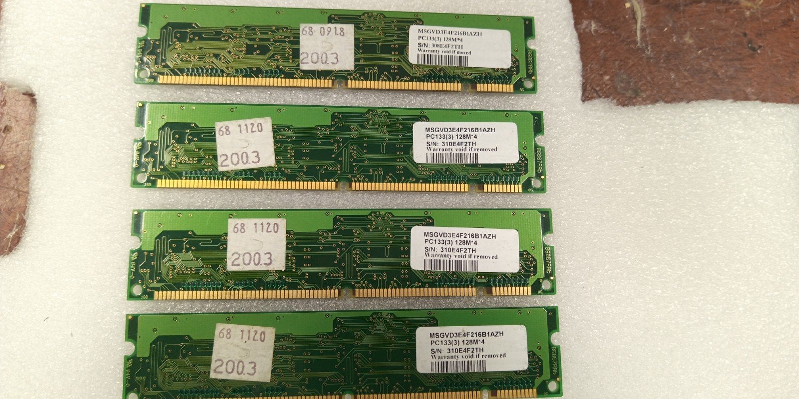 Kit van 4x 128MB PC133(3) SDRAM Vdata, Ophalen of Verzenden, DDR, Desktop, Gebruikt