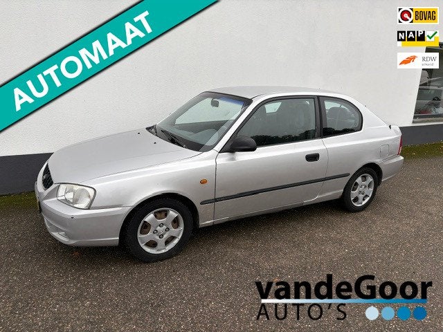 Hyundai Accent 1.5i LS, '02 aut., airco en een nieuwe apk !, Auto's, Dealer onderhouden, Elektrische ramen, Origineel Nederlands