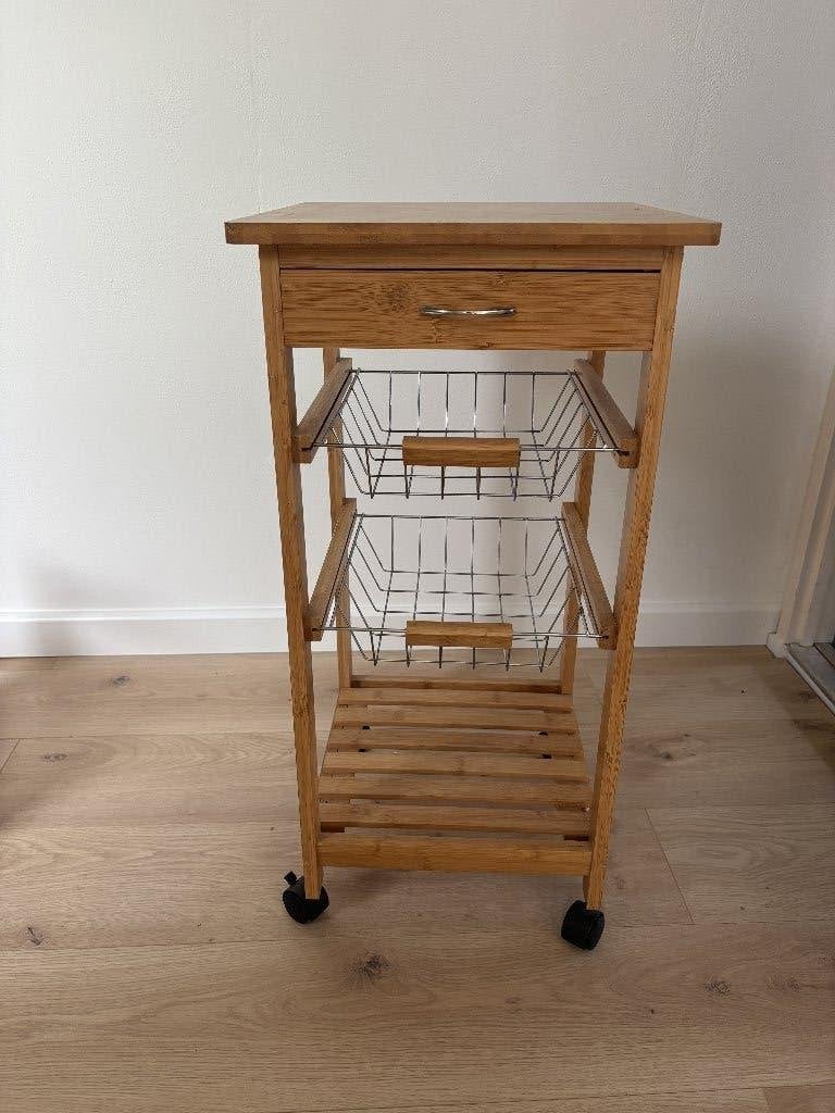 Compacte bamboe keukentrolley met manden & wieltjes, Huis en Inrichting, Ophalen, Hout, Keukentrolley, Zo goed als nieuw