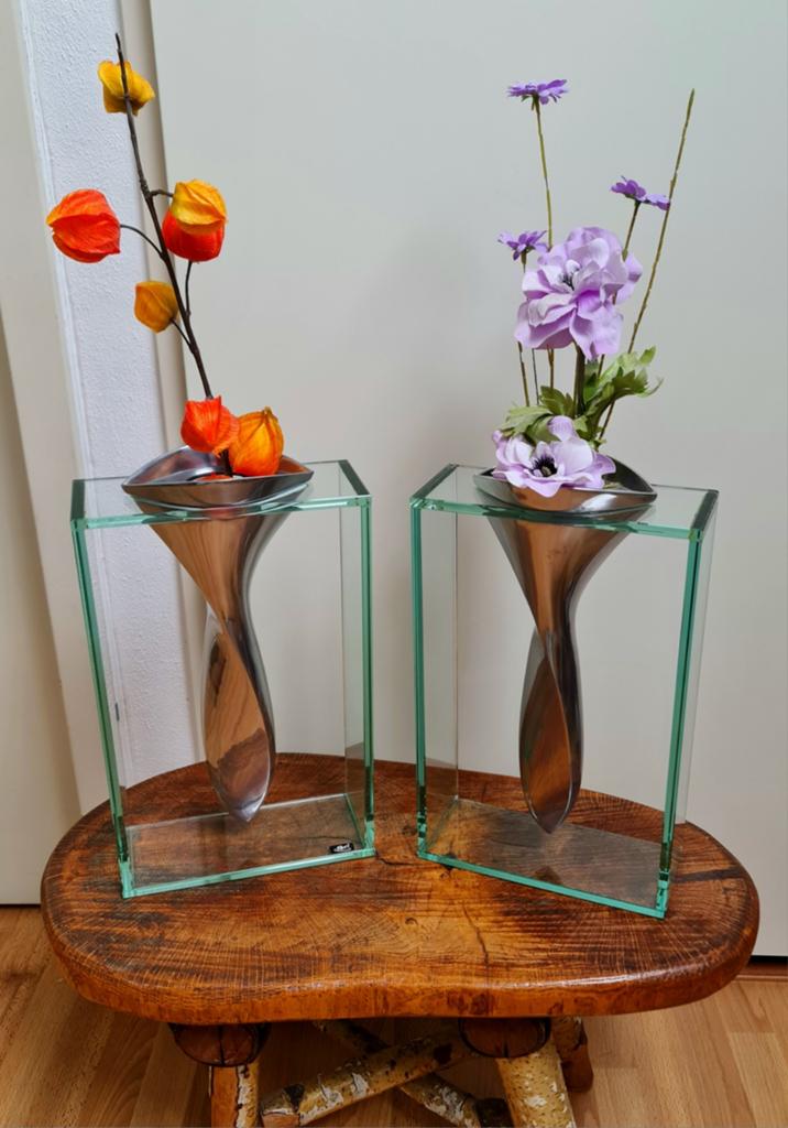 Peri Glass vazen type Elvis Tornado glas stijl Lisa Mori , Ophalen