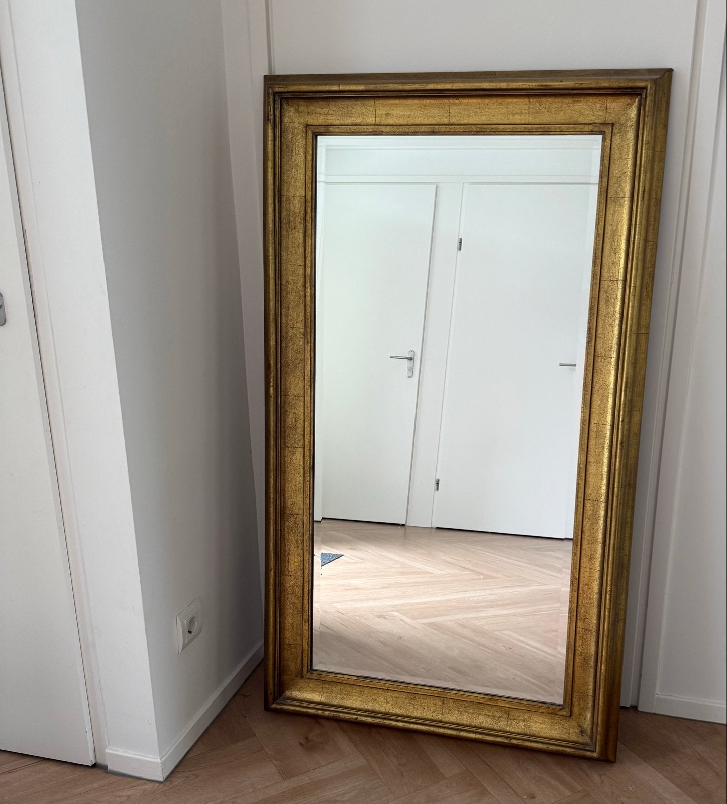 Grote spiegel met gouden lijst, Ophalen, Rechthoekig, 50 tot 100 cm, 150 tot 200 cm