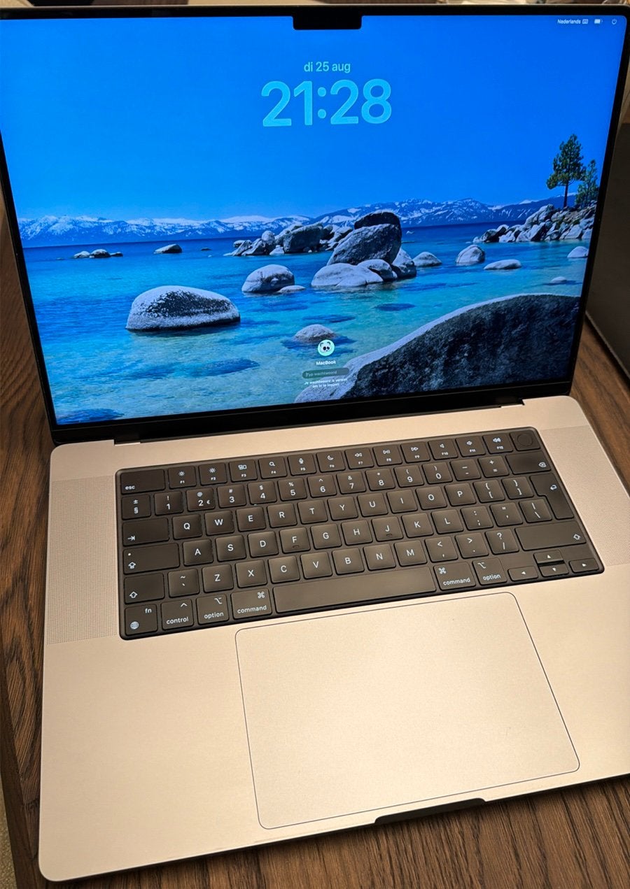 MacBook Pro 16" 2021 M1 Pro 16GB RAM 512GB SSD, Qwerty, 512 GB, Zo goed als nieuw, 16 inch