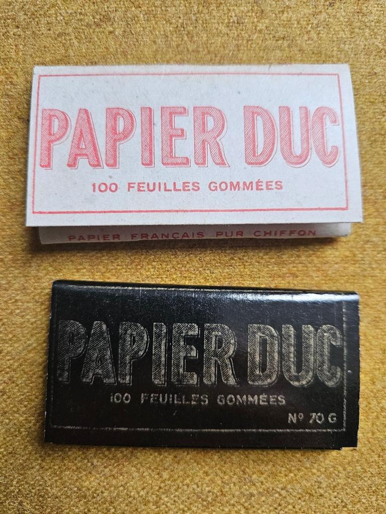 2 Oude pakjes Franse vloeitjes sigarettenpapier, Ophalen of Verzenden, Sigarenbandjes