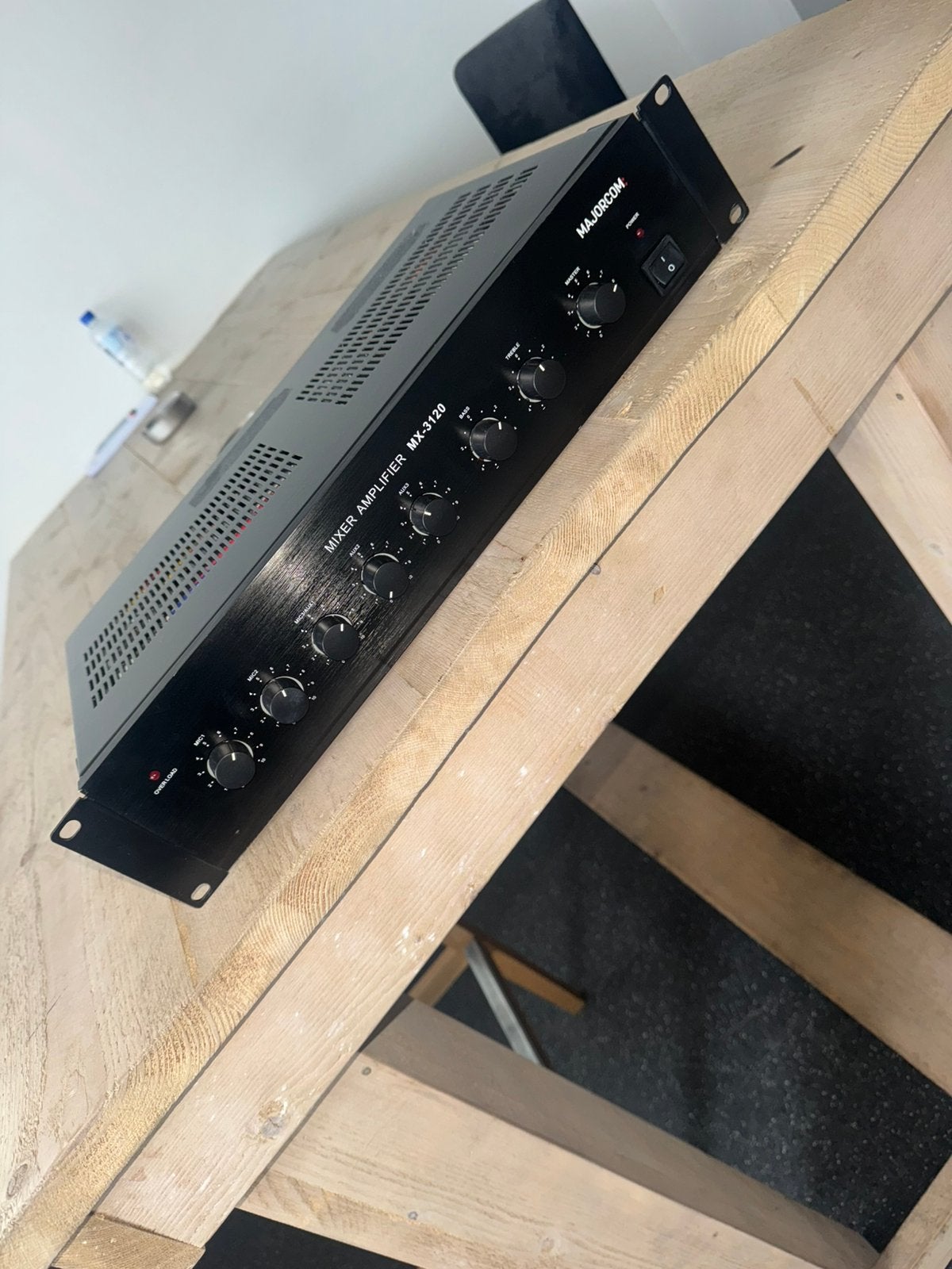 Zo goed als nieuwe versterker, Ophalen of Verzenden, Zo goed als nieuw, 120 watt of meer, Overige merken