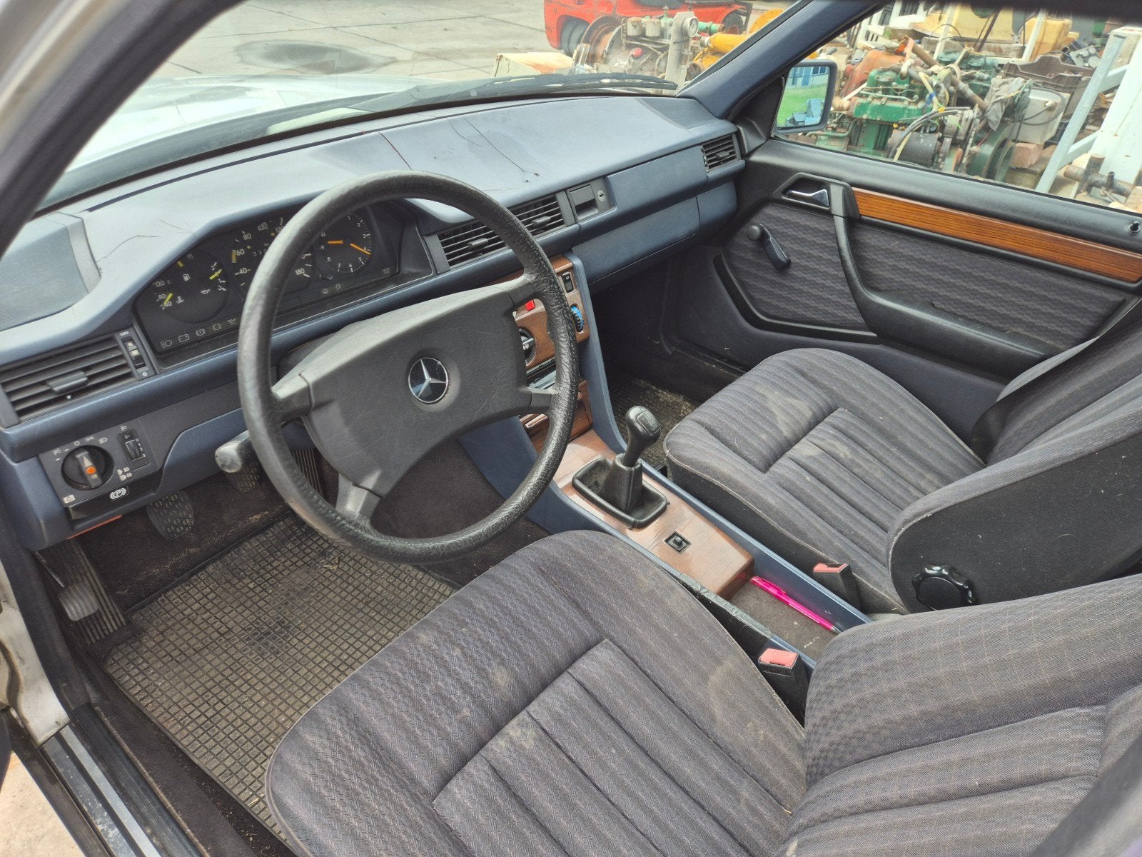 Mercedes-Benz W124 200D Mercedes 1986 Grijs, foto 10