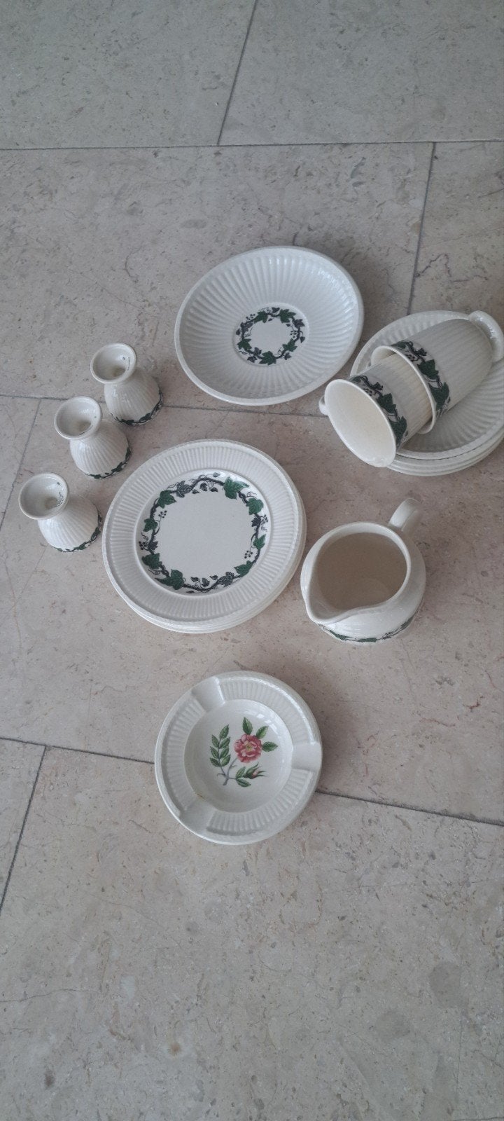 Wedgwood "Stratford" serviesonderdelen, Ophalen of Verzenden