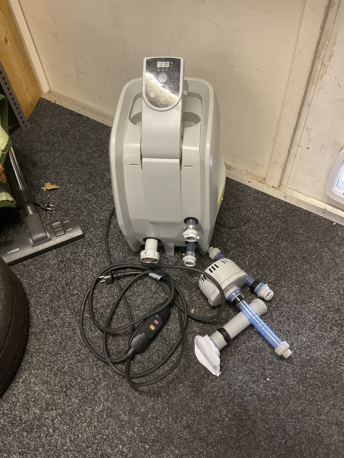 Bestway Airjet jacuzzi pomp, Tuin en Terras, Bubbelbaden en Hottubs, Ophalen, Zo goed als nieuw, Pomp